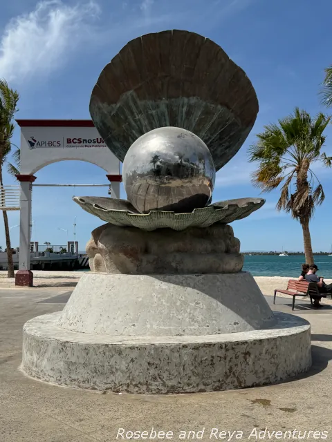 Picture of the Oyster and Pearl sculpture on the Malecon in La Paz.