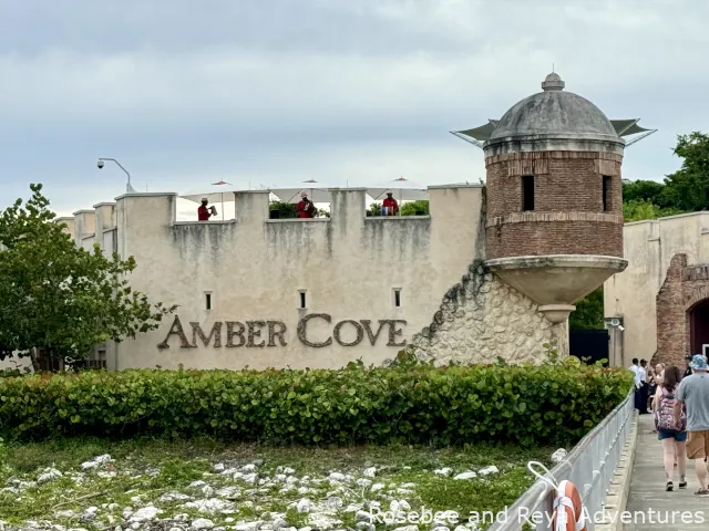 Entrance to Amber Cove
