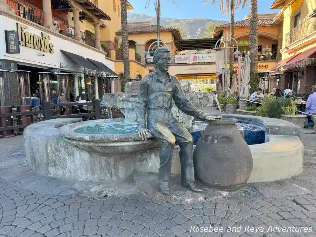 Sonny Bono statue and fountain