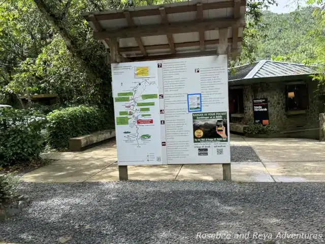 Picture of the information building and a map at the Palo Colorado Recreation Area in El Yunque