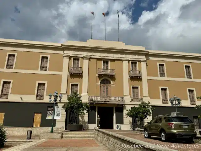 Picture of the outside of the Museum of the Americas in Old San Juan