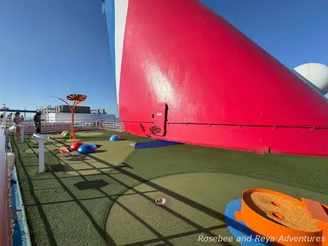 Mini Golf course on the Carnival Radiance