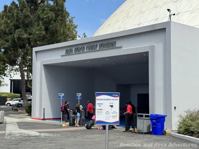 Picture of the entrance to the Long Beach Cruise Terminal for cruise passengers